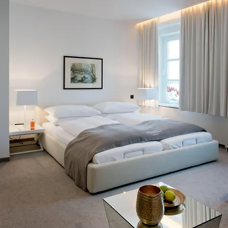 Forstinger - Boutique 4*