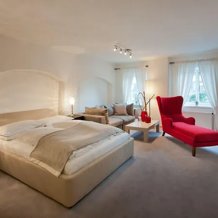 Forstinger - Boutique 4*