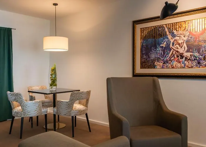 Forstinger - Boutique 4*