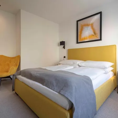 Forstinger - Boutique 4* Schaerding