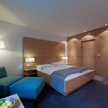Forstinger - Boutique 4*