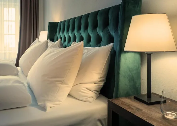 Forstinger - Boutique 4*